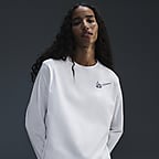 Nike Women's Long-Sleeve Graphic Basketball T-Shirt. Nike.com